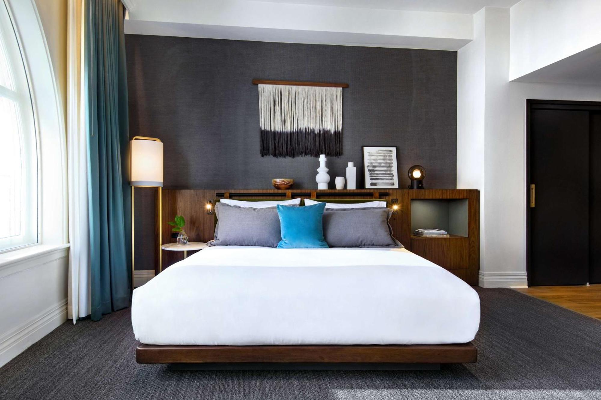 The Alexis Royal Sonesta Hotel Сиэтл Экстерьер фото